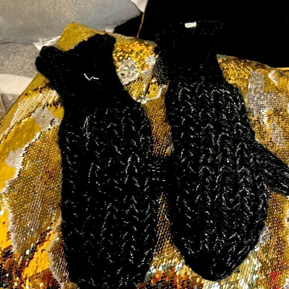 Juicy couturw black silver knit sherpa fleece lined mittens/gloves bling glam